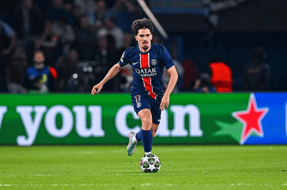 24-25 psg 홈 비티냐 실착사진